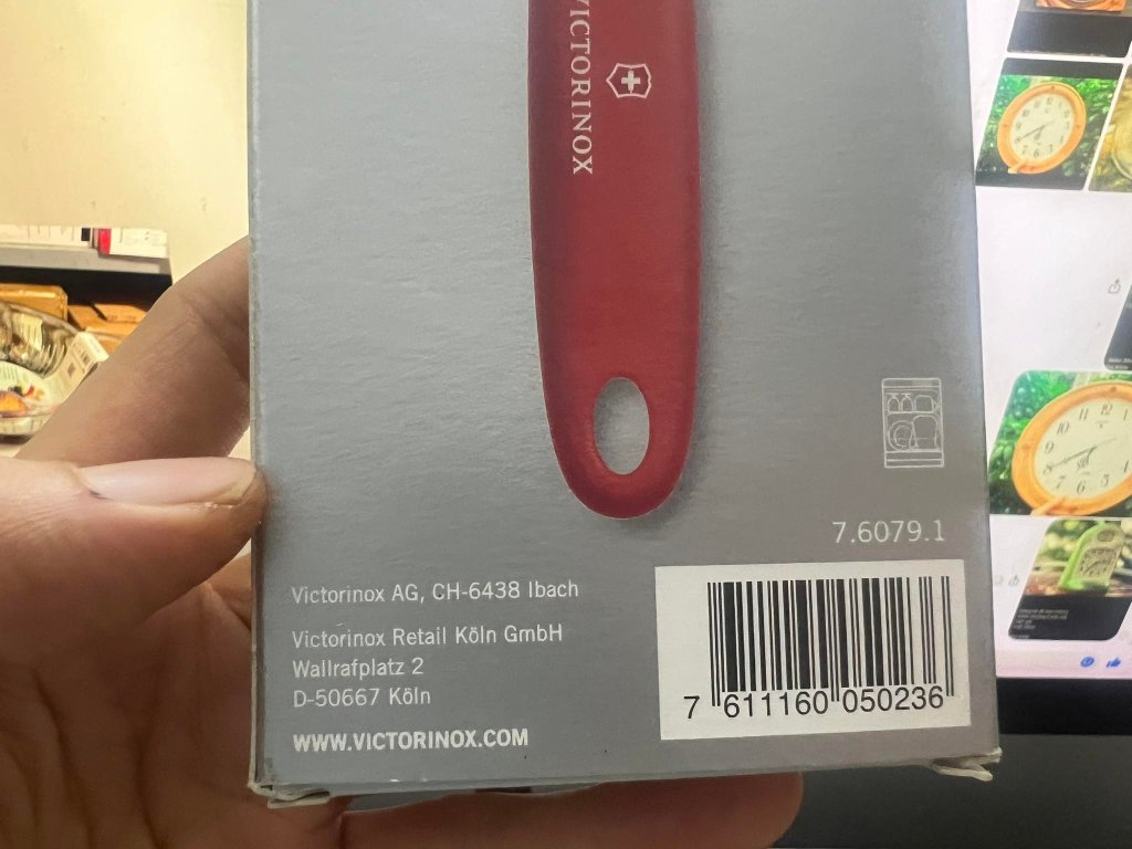 Nạo răng cưa củ quả Victorinox 7.6079.12.jpeg