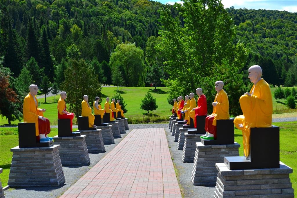 Tam_Bao_Son_Monastery_Quebec,_Canada.jpg