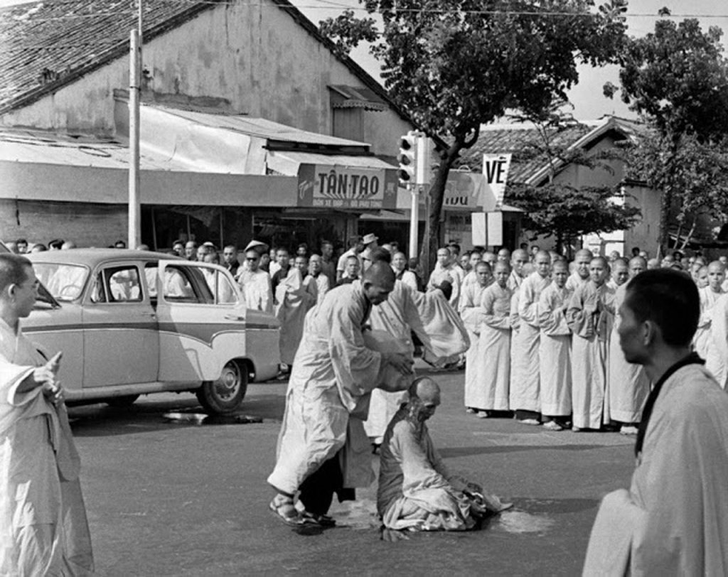 Tự thiêu 1963_6_11 (16_1).jpg