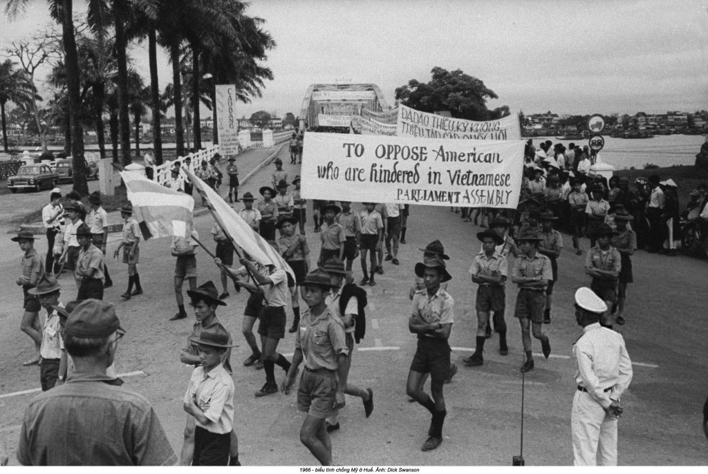 Biểu tình 1966_6 (9).jpg