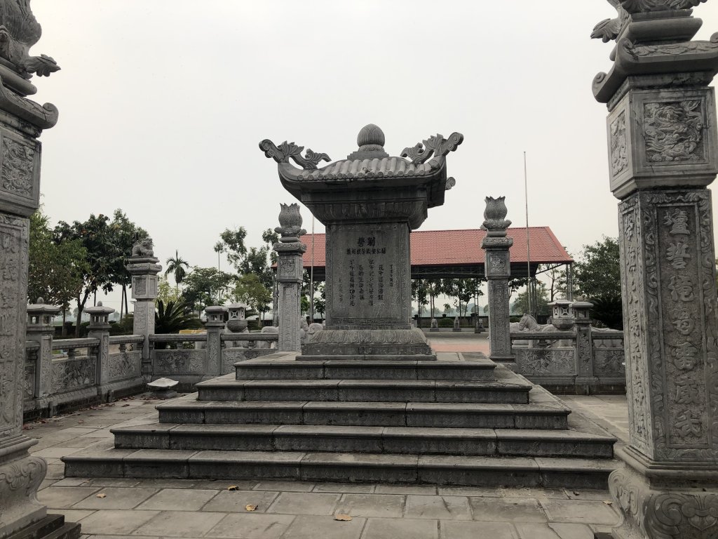 ĐỀN HÁT MÔN (3).JPG