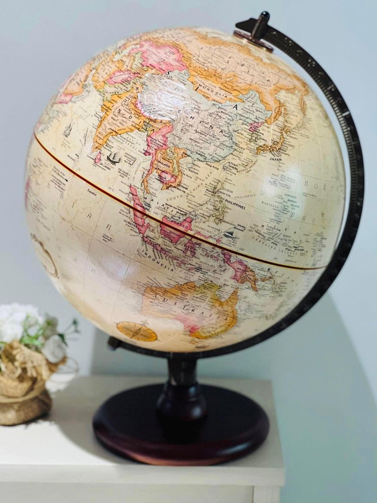 Quả địa cầu tông cổ điển đế gỗ Replogle Globes Piedmont 3153410.jpeg