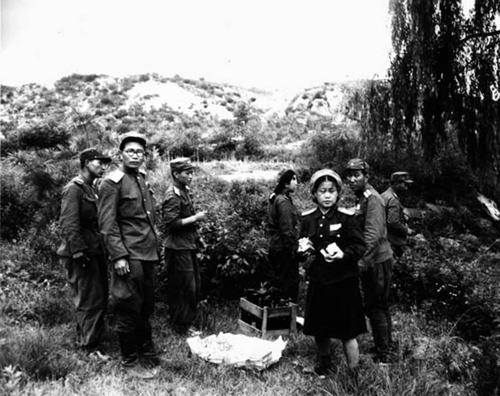 Korean War 1950_8 (43).jpg