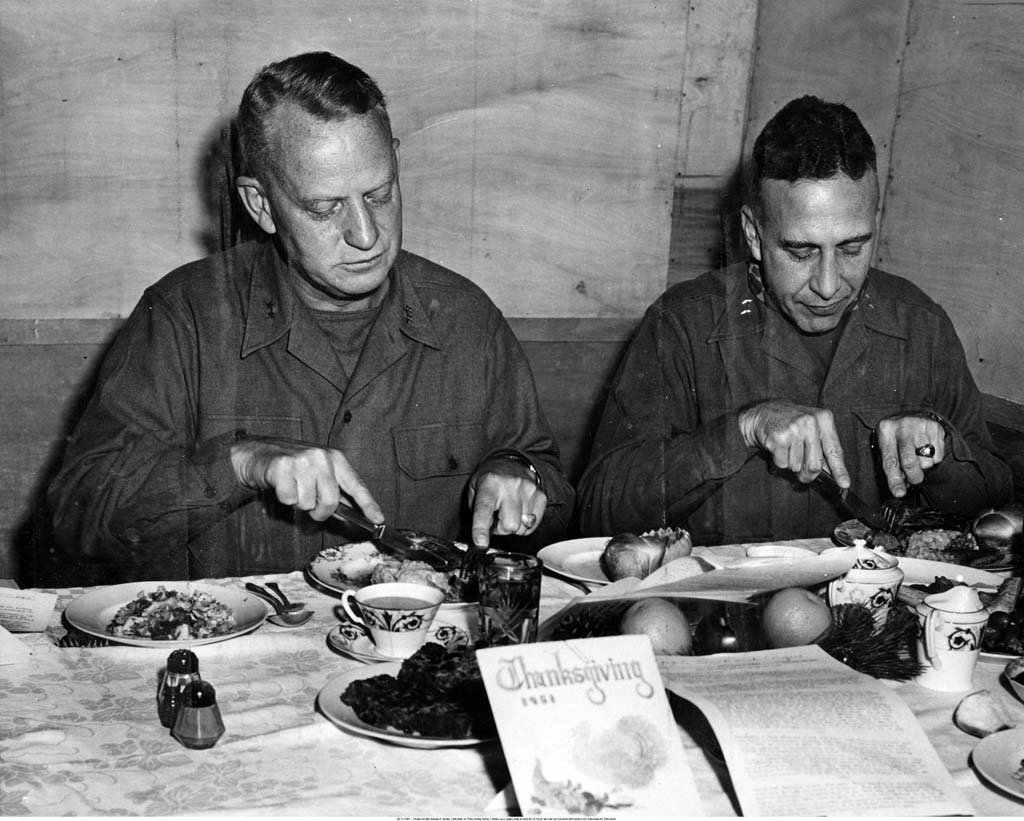 Korean War 1951_11_26 (2).jpg