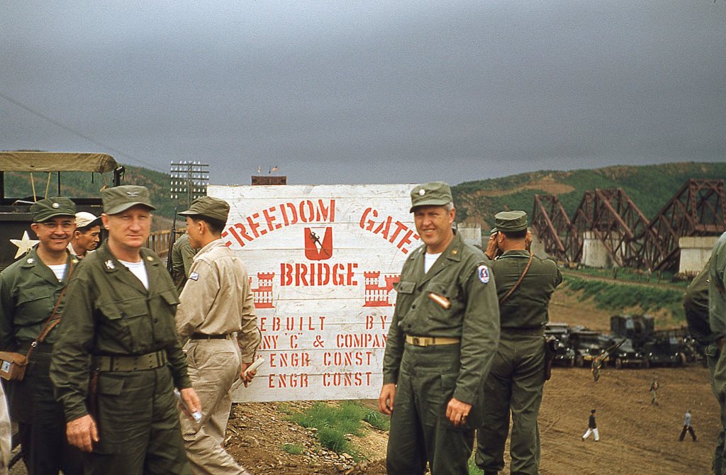 Korean War 1952_7_17 (3).jpg