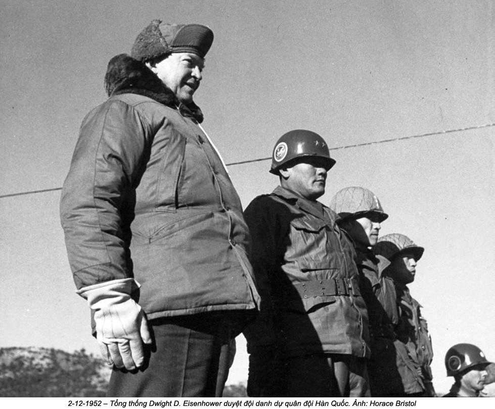 Korean war 1952_12_2 (4) Eisenhower.jpg