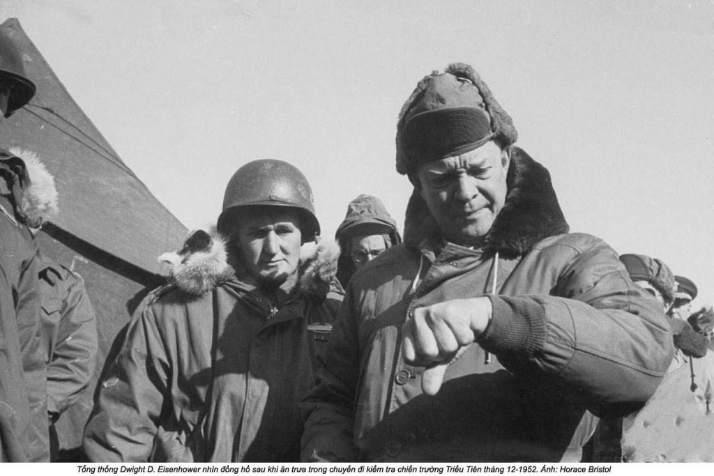 Korean war 1952_12_2 (27) Eisenhower.jpg