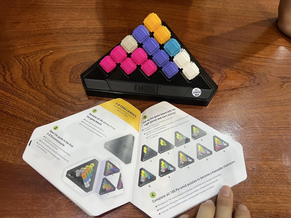 Bộ đồ chơi xếp hình Educational Insights Kanoodle Pyramid EI-308310.jpeg