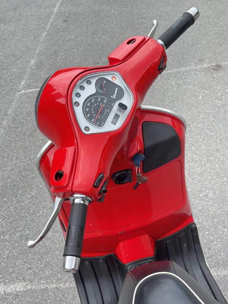 Piaggio (10).jpg