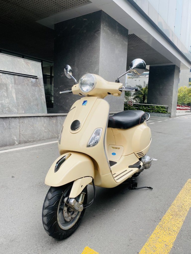 vespa  (1).jpg