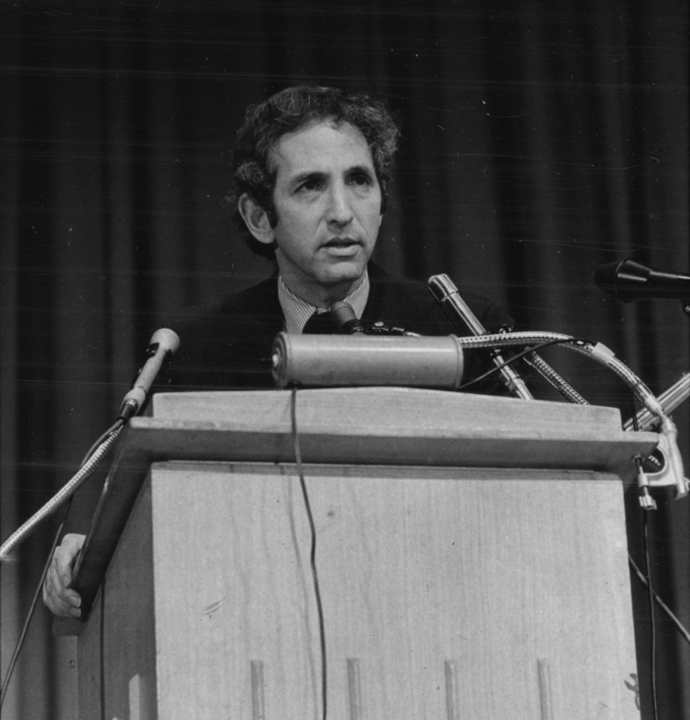 Daniel Ellsberg 1972 (1).jpg