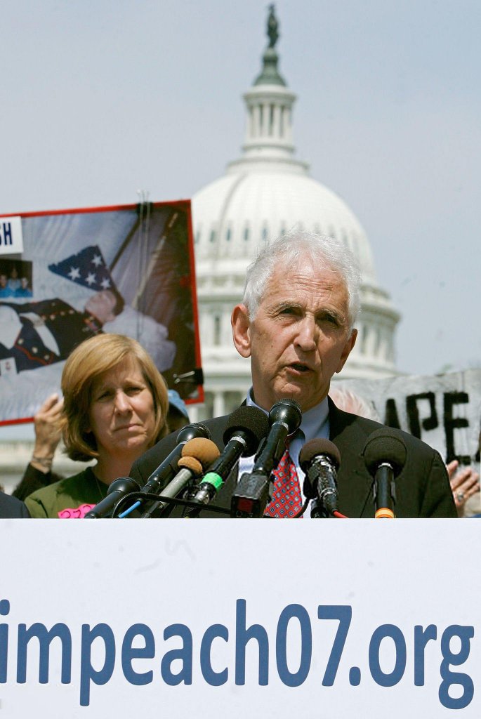 Daniel Ellsberg 2007_4_26 (2).jpg