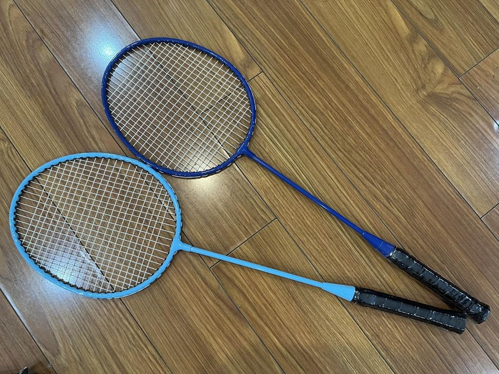 Bộ 2 vợt cầu lông kèm 2 quả cầu Crivit BS-122672.jpeg