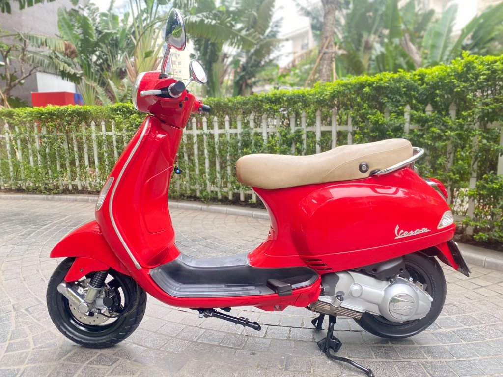 vespa Lx (2).jpg