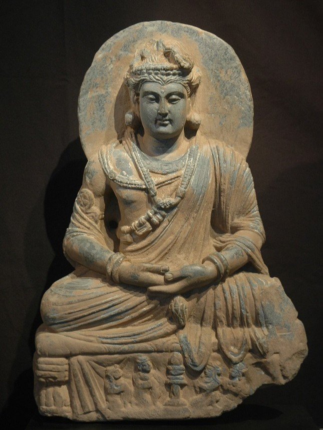 Tuong Di Lac Ngoi, nghe thuat Gandhara, the ky 2 hoac 3 Tl.jpg