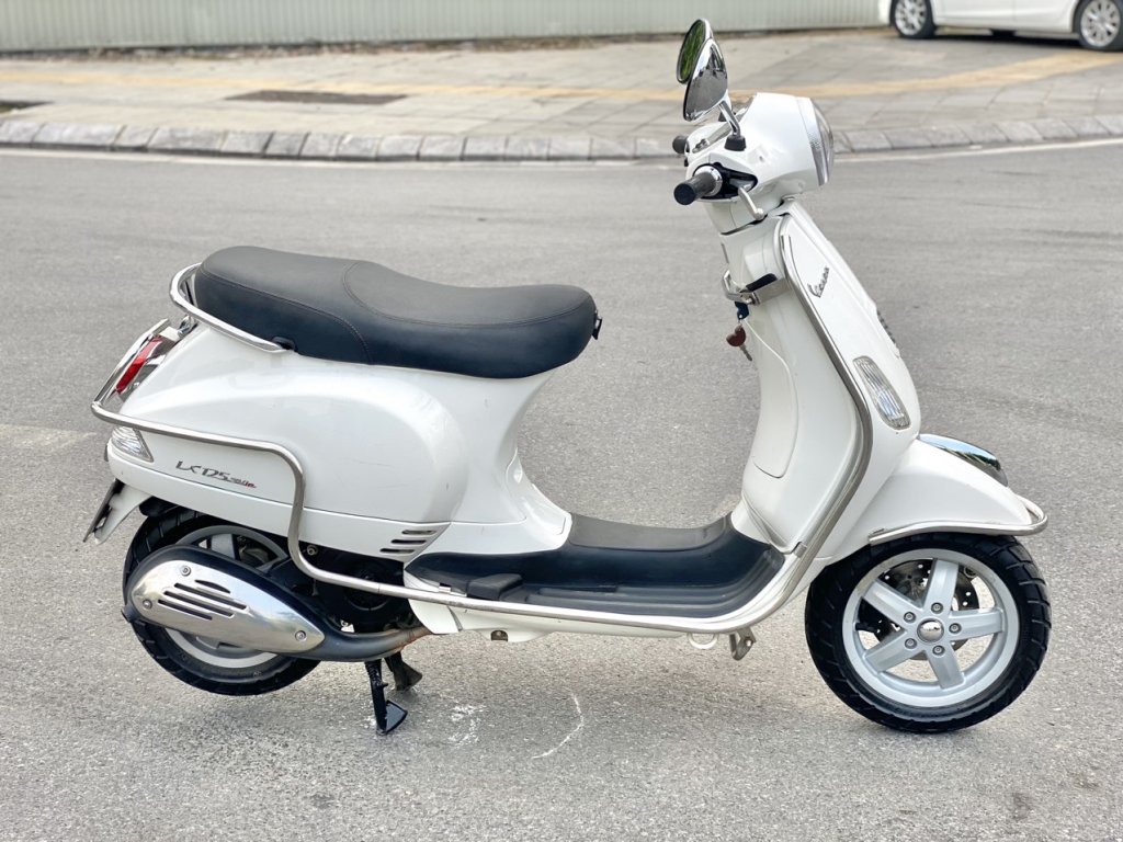 vespa Lx (1).jpg