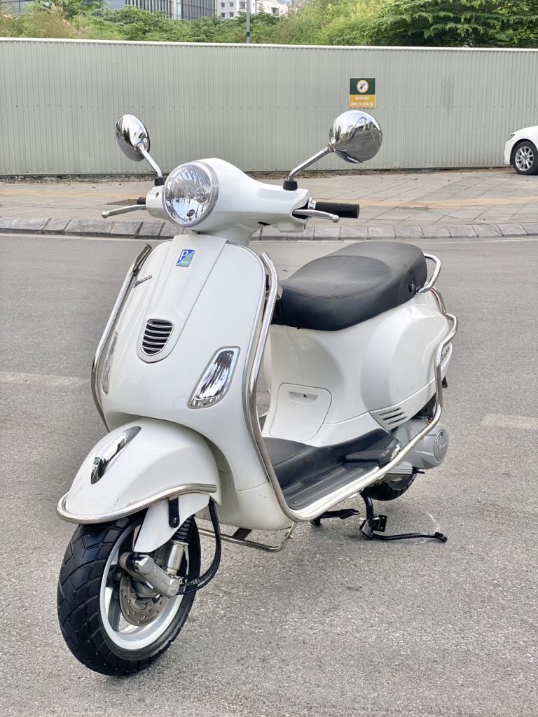 vespa Lx (2).jpg