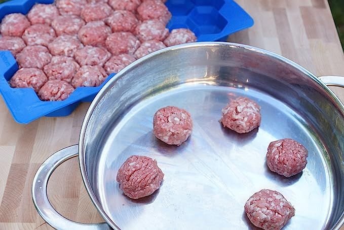 Khay làm 32 viên 1kg thịt Meatball Master Shapeandstore3.jpeg