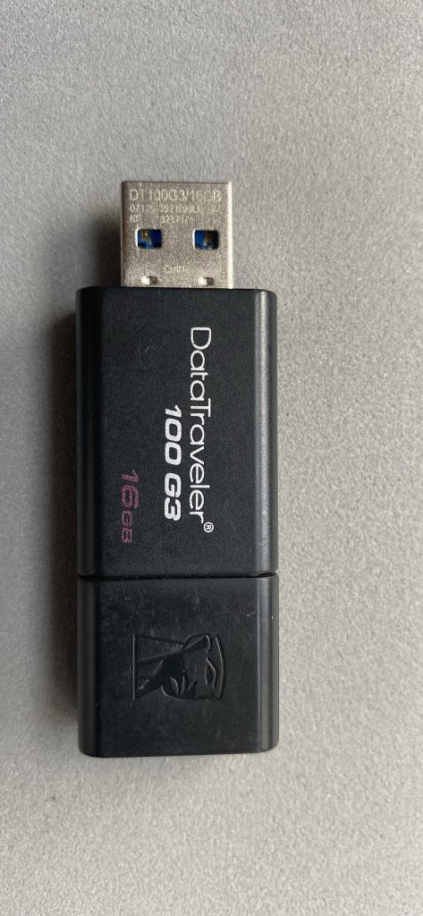 usb-16gb-kingston.jpg