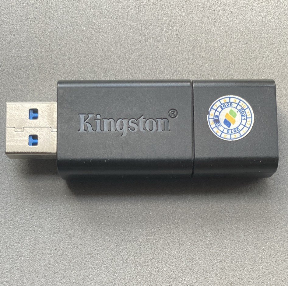 usb-16gb-kingston-2.jpg