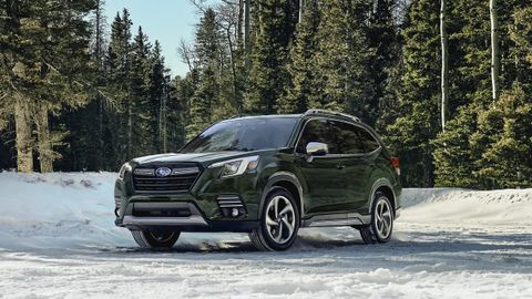 2023-subaru-forester-front-quarter-view-in-snow.jpg