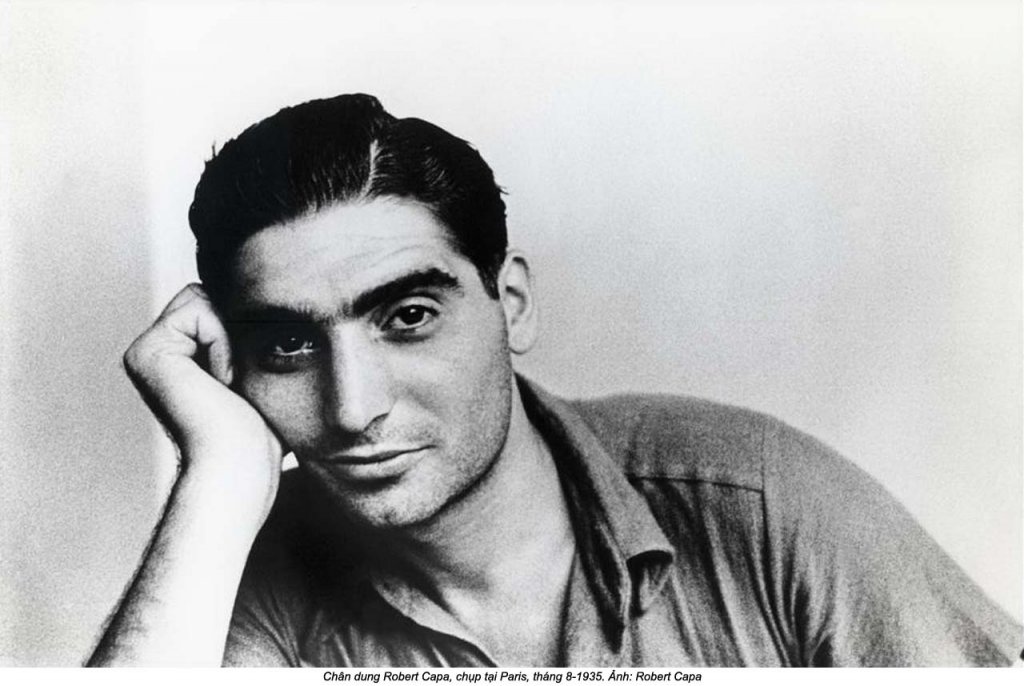 Photographer_Robert Capa (1).jpg