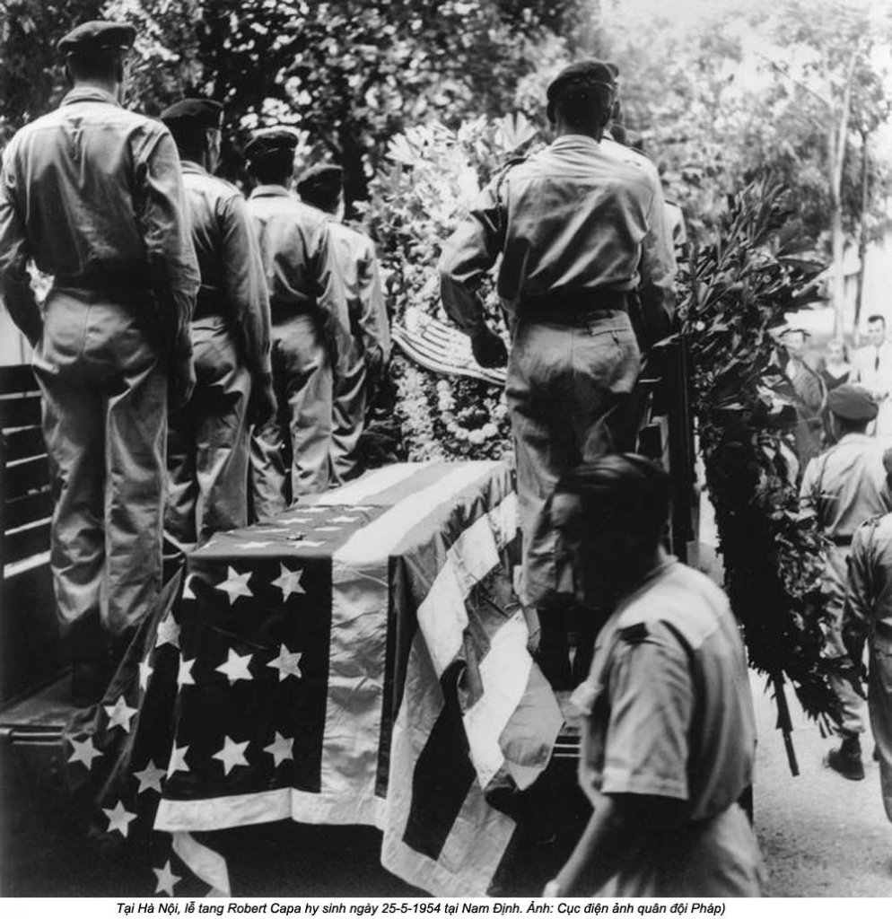 Photographer_Robert Capa (17).jpg