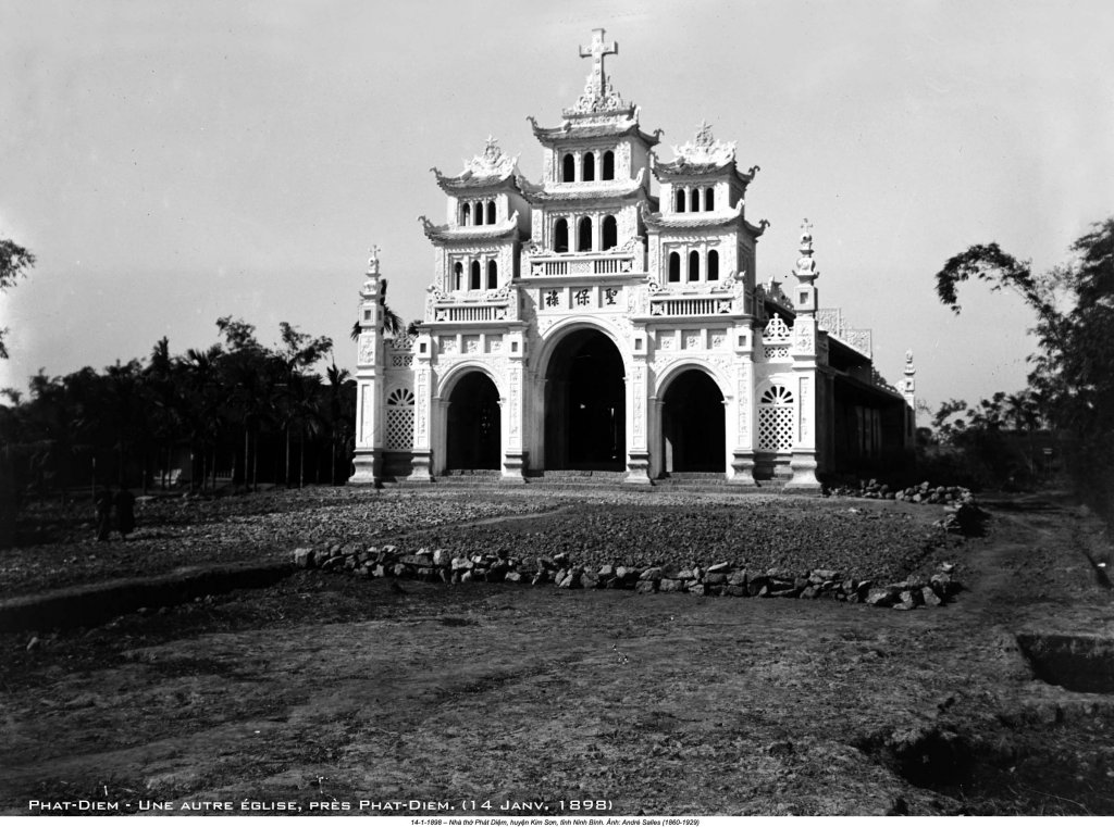 Ninh Bình (1_1) Nhà thờ Phát Diệm.jpg