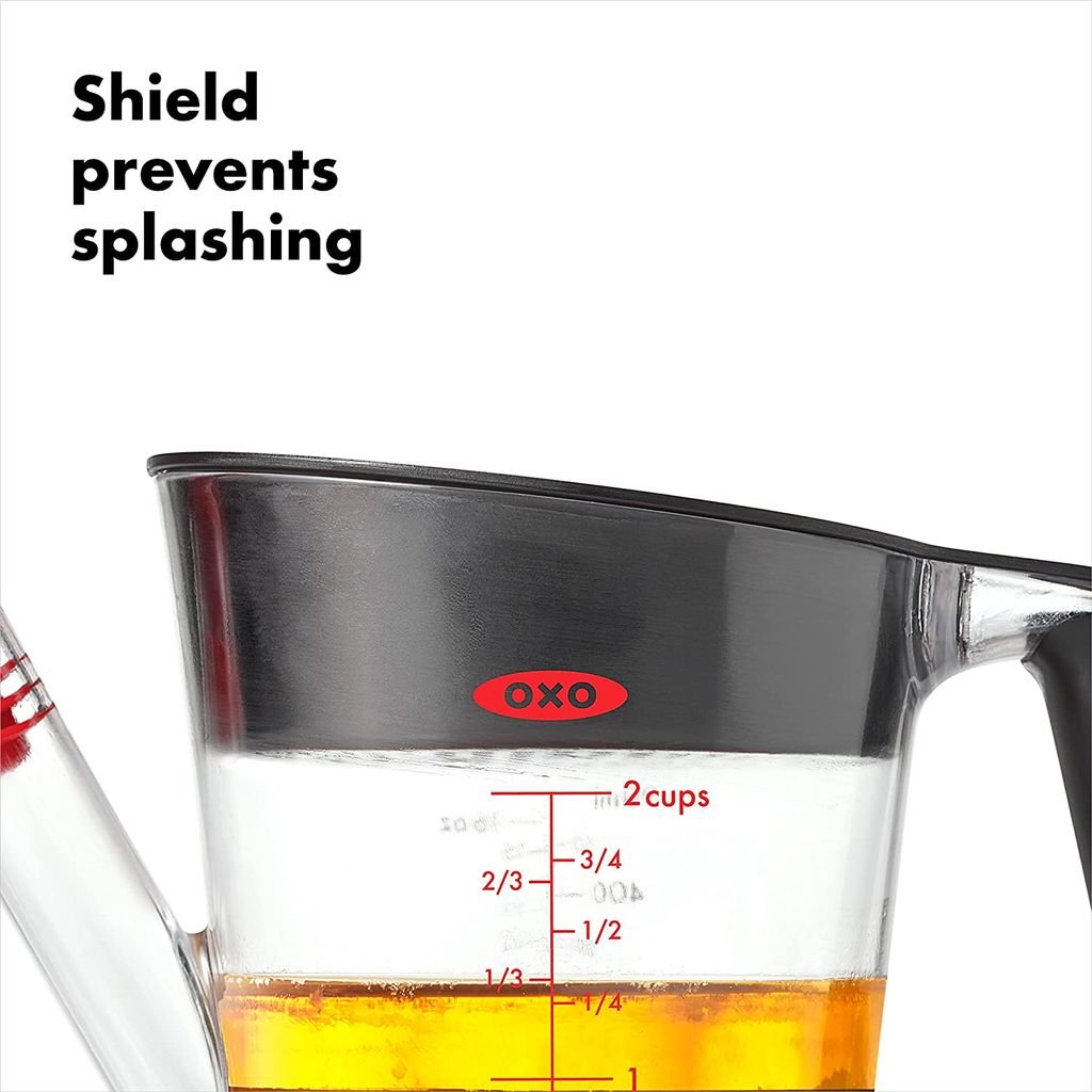 Ca đong lọc dầu mỡ 500ml bằng nhựa OXO 112731006.jpeg