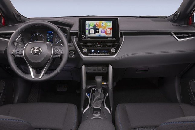 2023-toyota-corolla-cross-hybrid-dashboard-carbuzz-1002044-900x600-6756.jpg