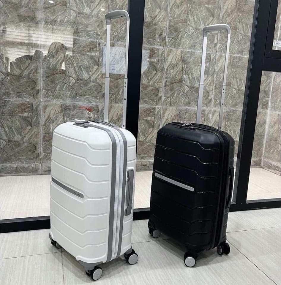 Vali Samsonite Freeform size 21, 24, 28inch sản xuất tại Thái Lan0.jpeg