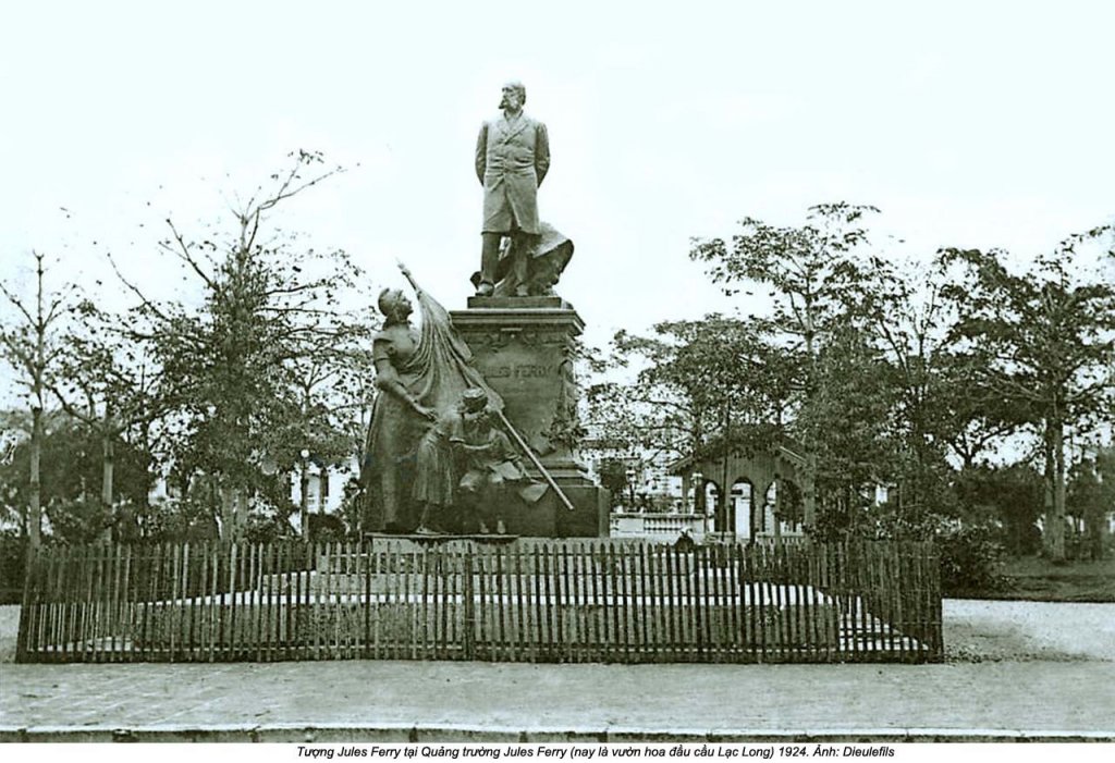 Tượng Jules Ferry (3).jpg