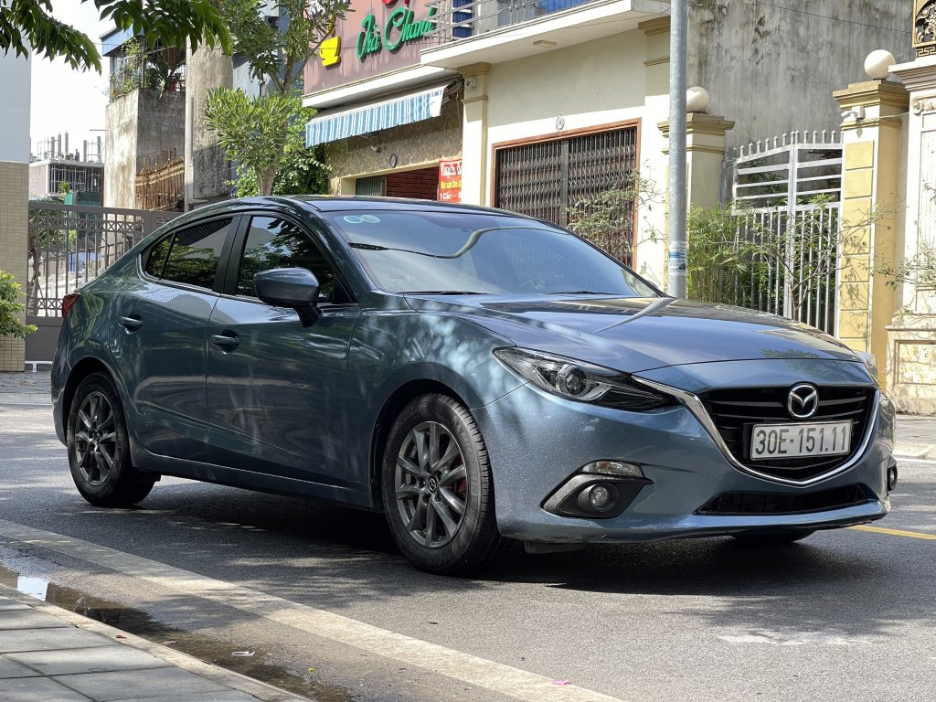 Mazda 3 (1).jpg