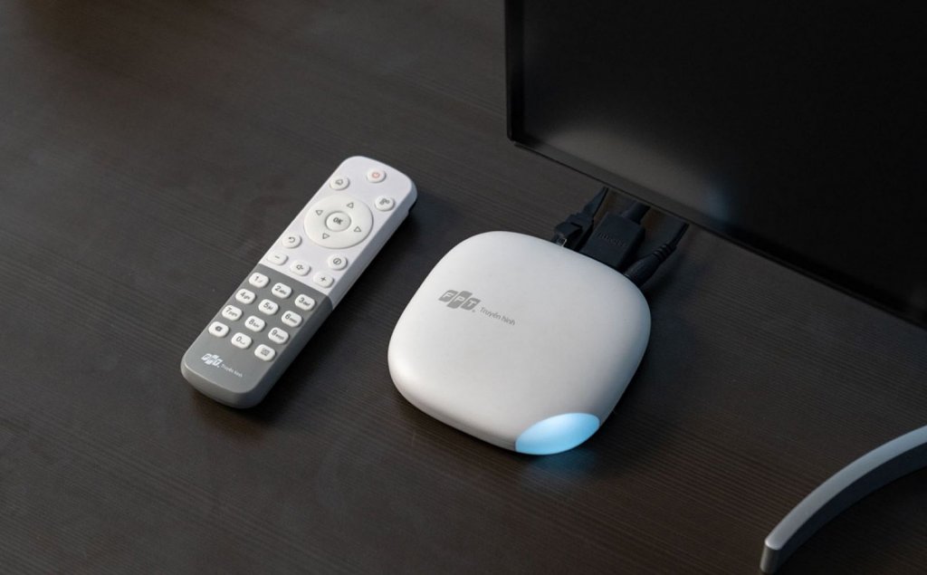 fpt-tv-box-4k-fx6.jpg