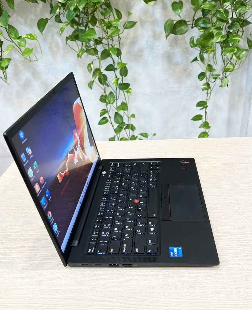 lenovo thinkpad x1 gen 9.jpg