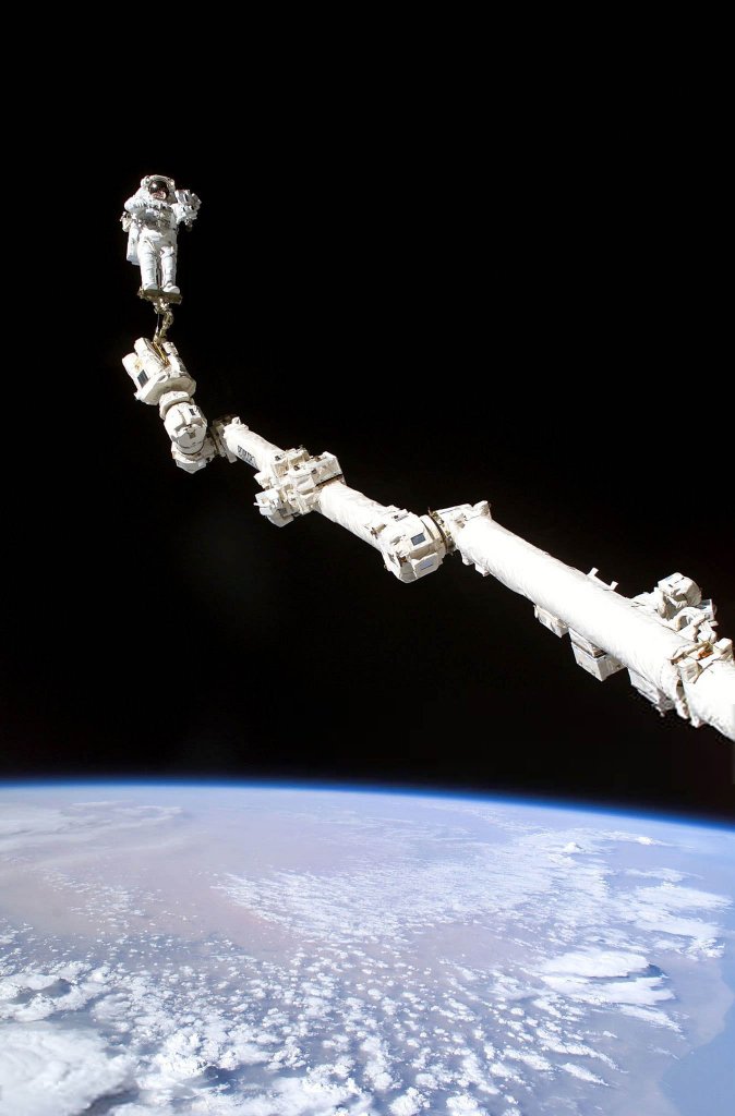 ISS- Canadarm (14).jpg