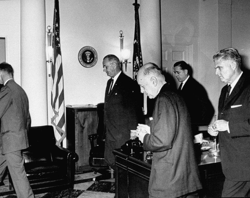 Kennedy 1963_11_22 (218).jpg