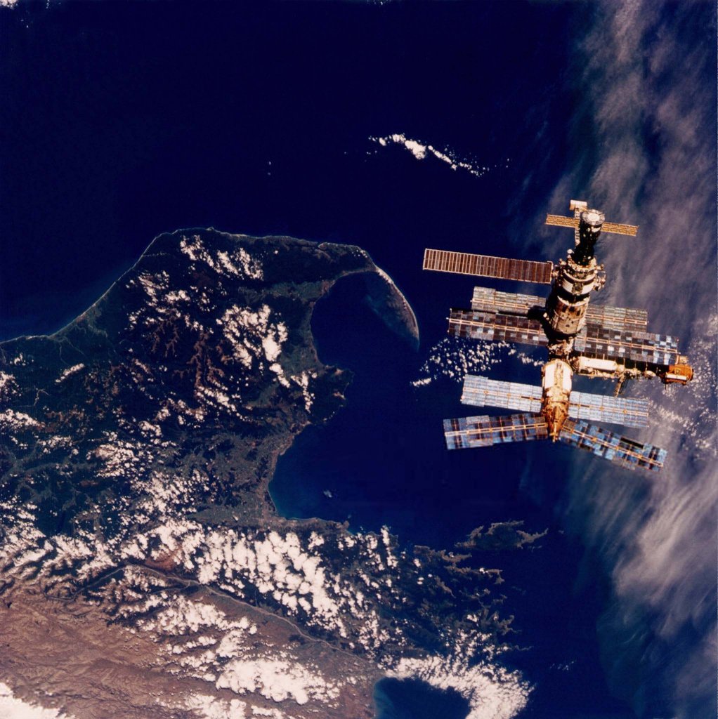 Station Mir 2001_2 (1).jpg