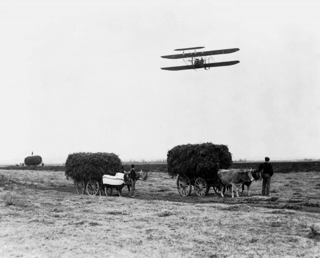 Máy bay 1908 (x1).jpg