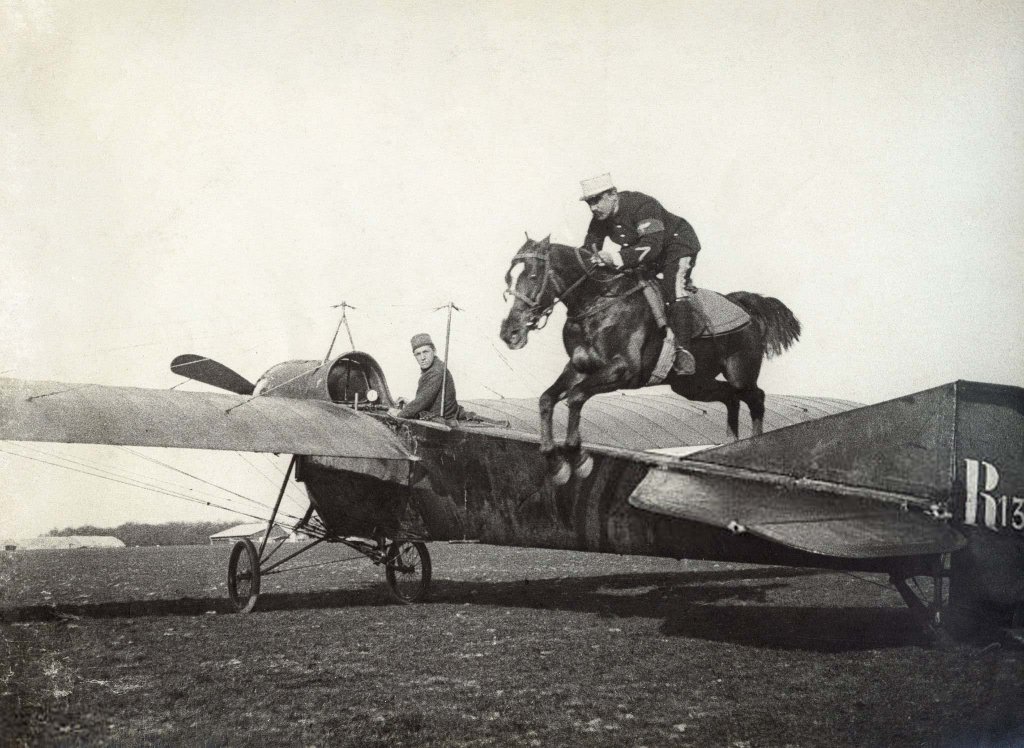 Máy bay 1915 (52).jpg