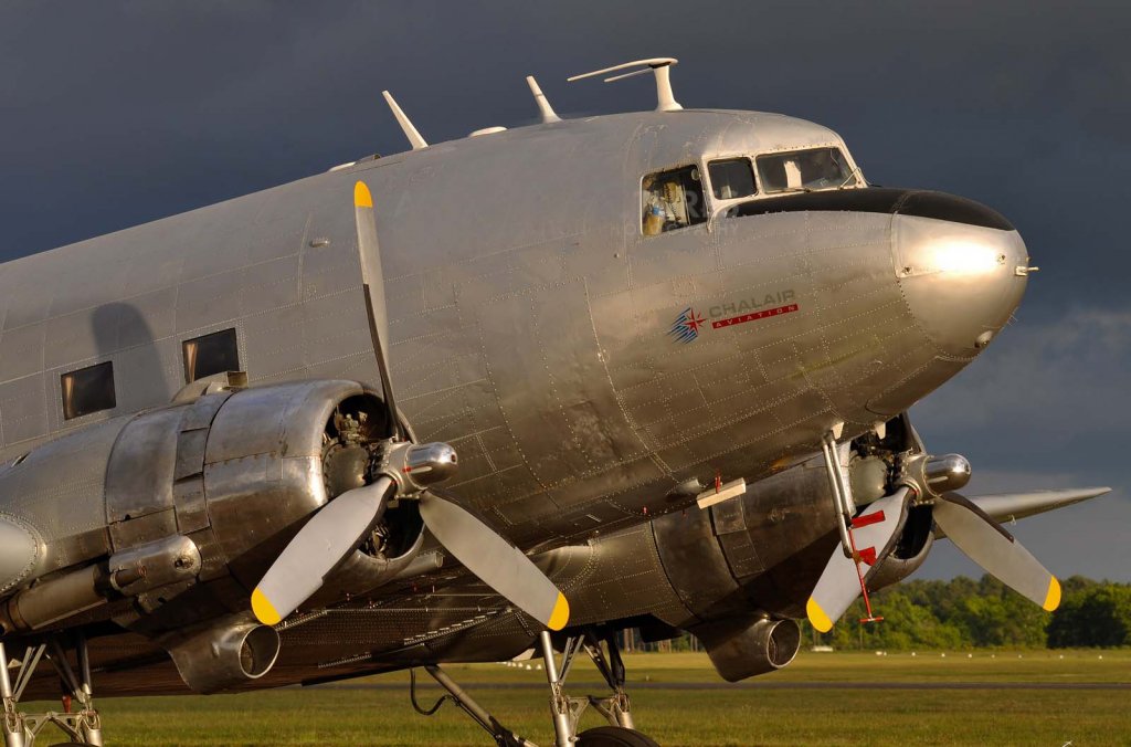 Douglas C-47A Skytrain.jpg