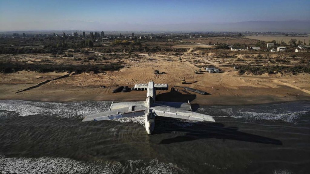 Máy bay 1987 (4) Ekranoplan.jpg