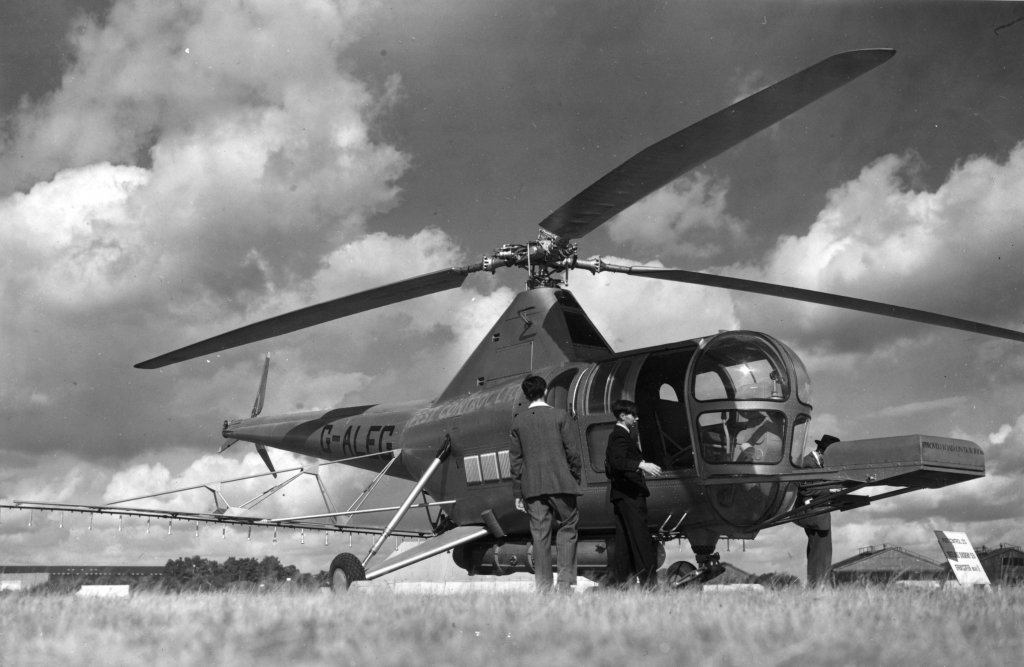 Sikorsky 1945_2 (9).jpeg