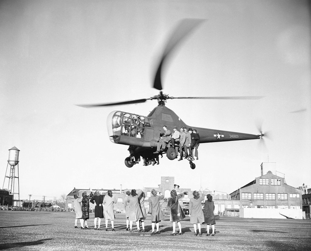 Sikorsky 1945_2 (10).jpeg