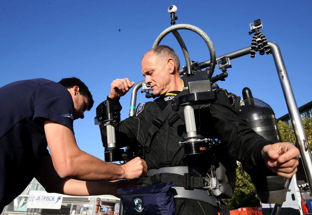 Flyboard (3_9).jpg