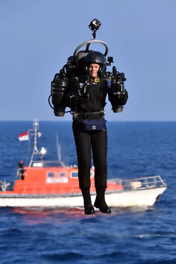 Flyboard (3_20).jpg