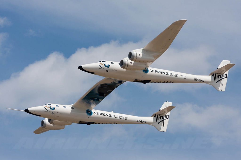 Scaled Composites 348 White Knight 2 (1).jpg