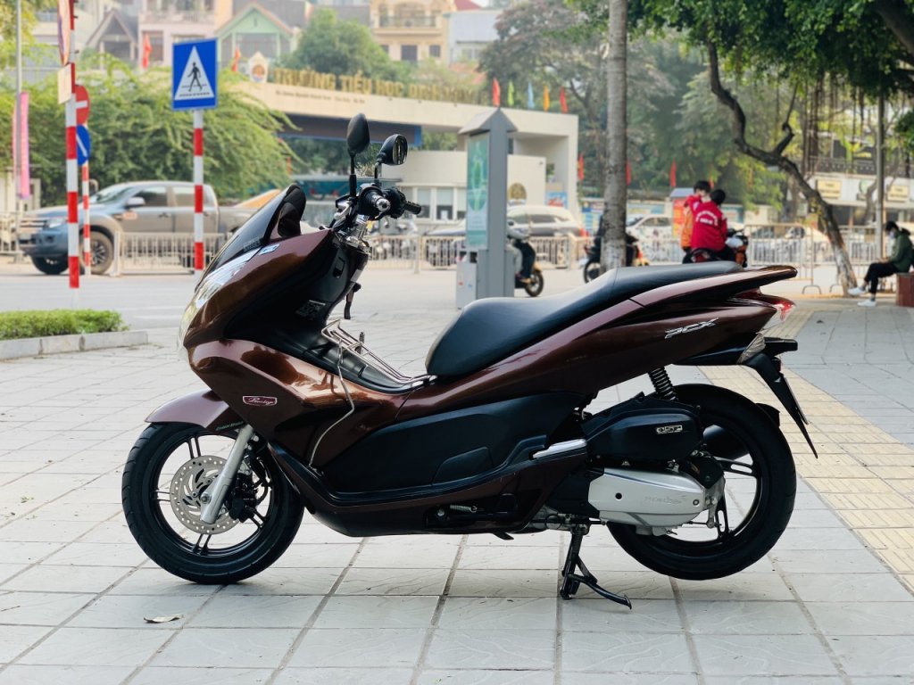 1 (2) pcx 125fi .jpg