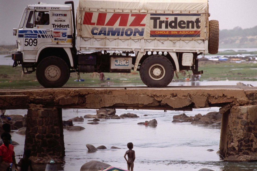 Dakar Rally 1990 (11).jpeg