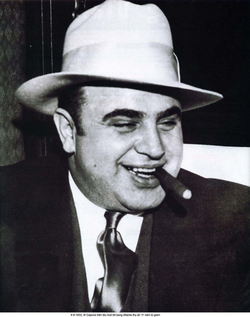 Al Capone 1932_5_4 (1).jpg